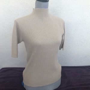 Short sleeve cashmere sweater